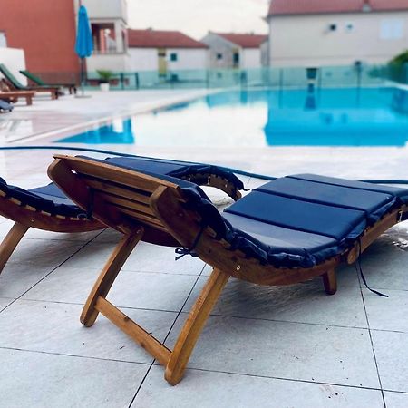 Eco-Friendly Estate I Apart otel Primošten Dış mekan fotoğraf