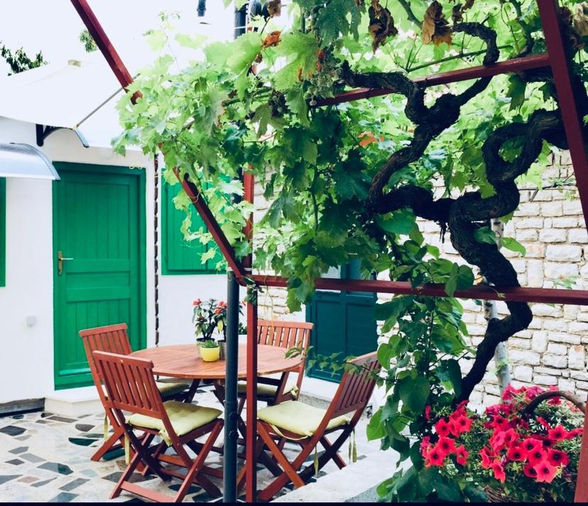 Eco-Friendly Estate I Apart otel Primošten Dış mekan fotoğraf
