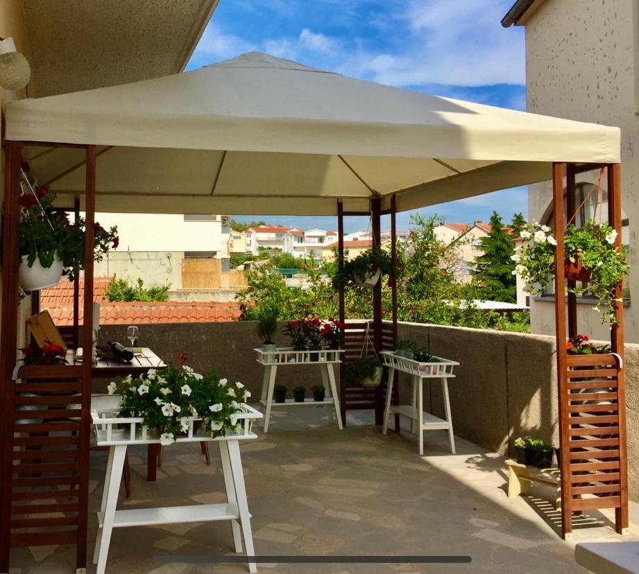 Eco-Friendly Estate I Apart otel Primošten Dış mekan fotoğraf