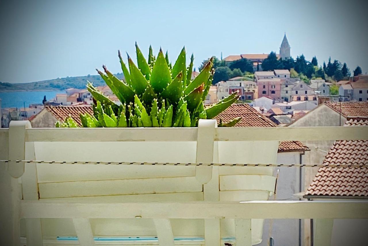 Eco-Friendly Estate I Apart otel Primošten Dış mekan fotoğraf