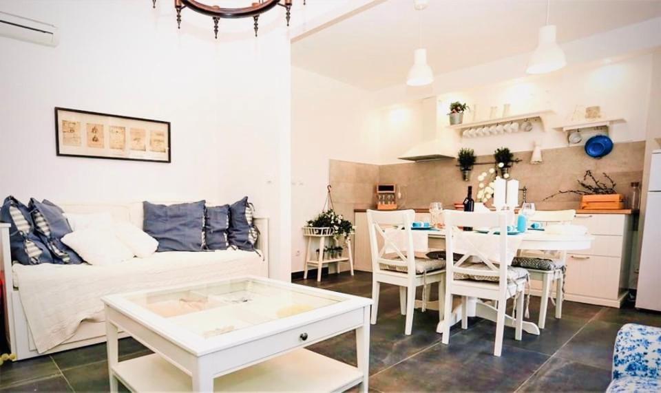 Eco-Friendly Estate I Apart otel Primošten Dış mekan fotoğraf