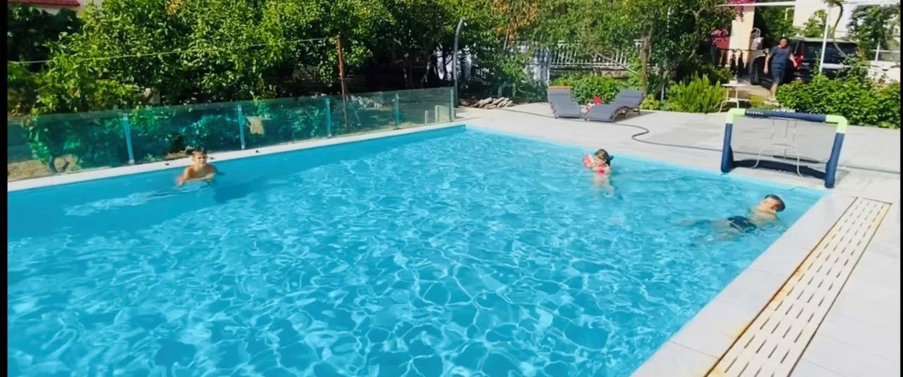 Eco-Friendly Estate I Apart otel Primošten Dış mekan fotoğraf